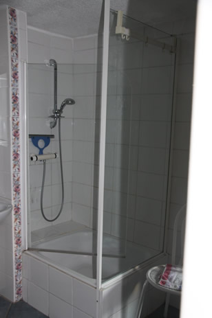 Bad vom Ferienhaus in der Südpfalz